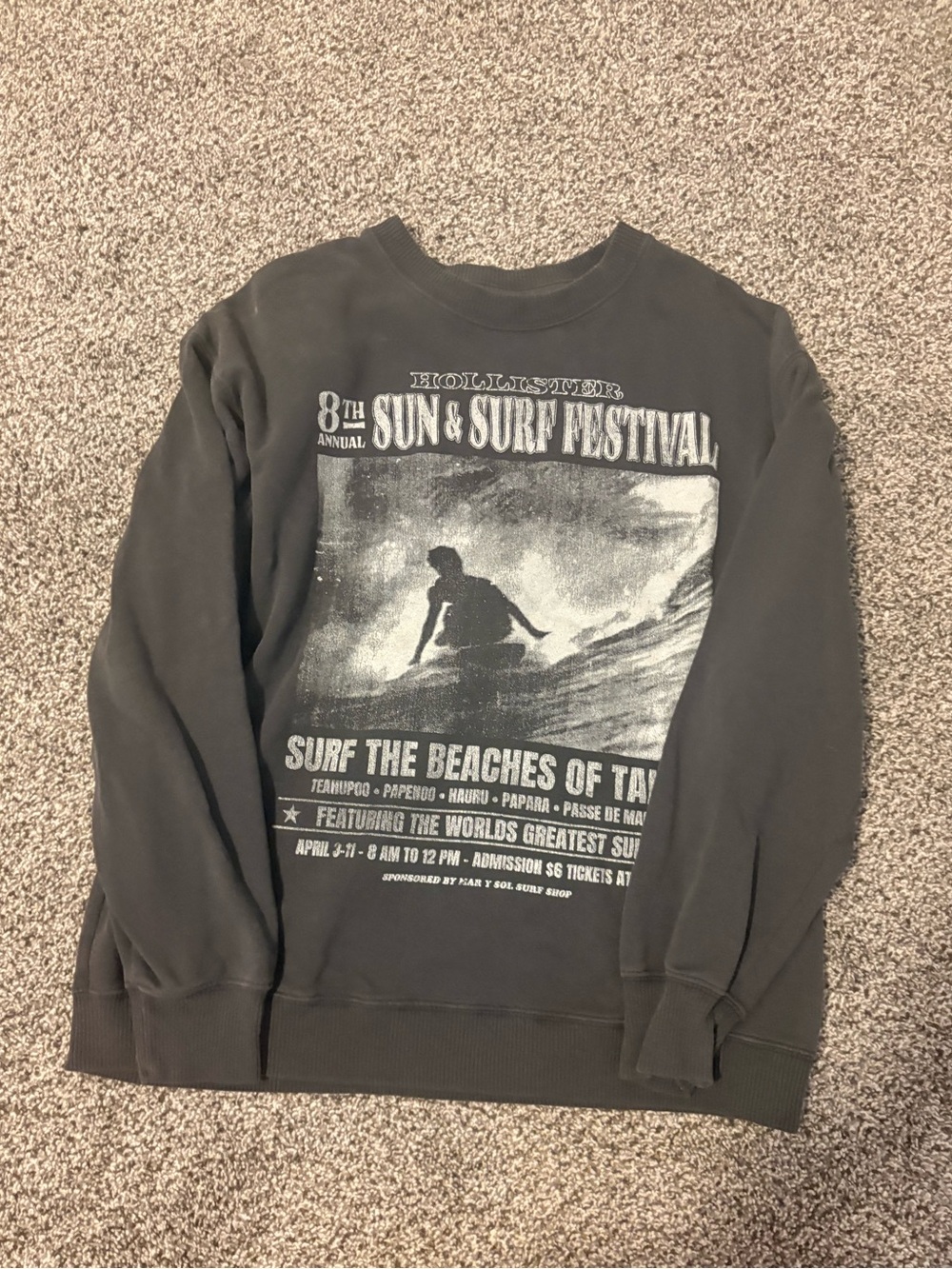 Hollister grey Sun & Surf Festival Crewneck Sweatere